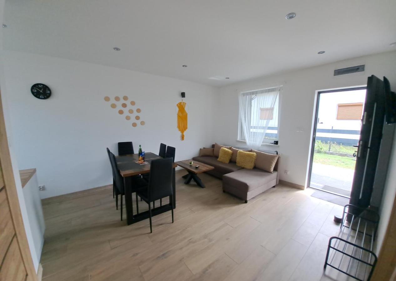 Apartamenty Bursztynowa Zatoka - Leba - Nowecin ภายนอก รูปภาพ